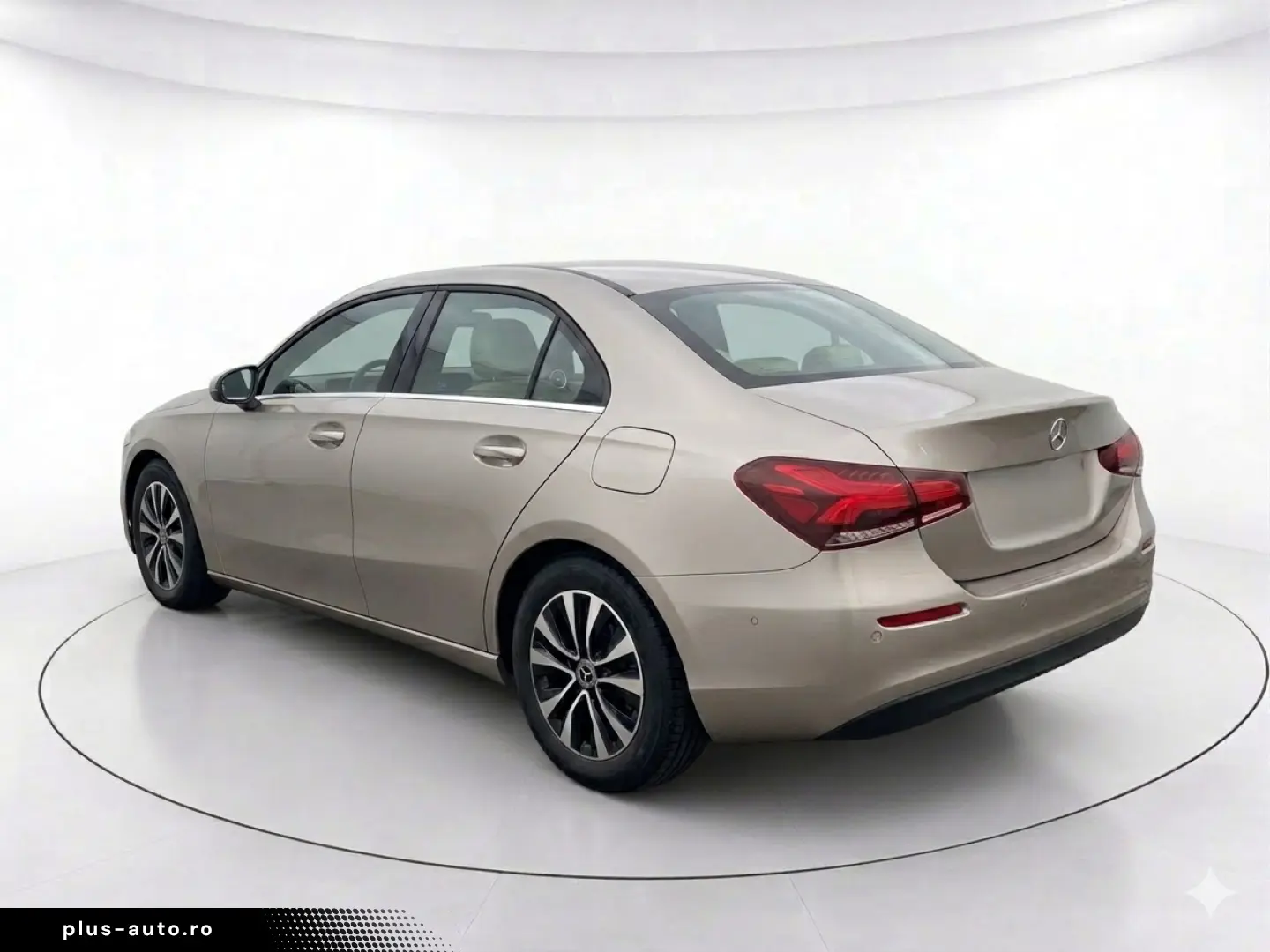 MERCEDES BENZ A180 LIM. AUT.