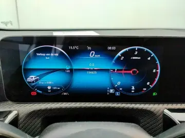 MERCEDES BENZ A180 LIM. AUT.