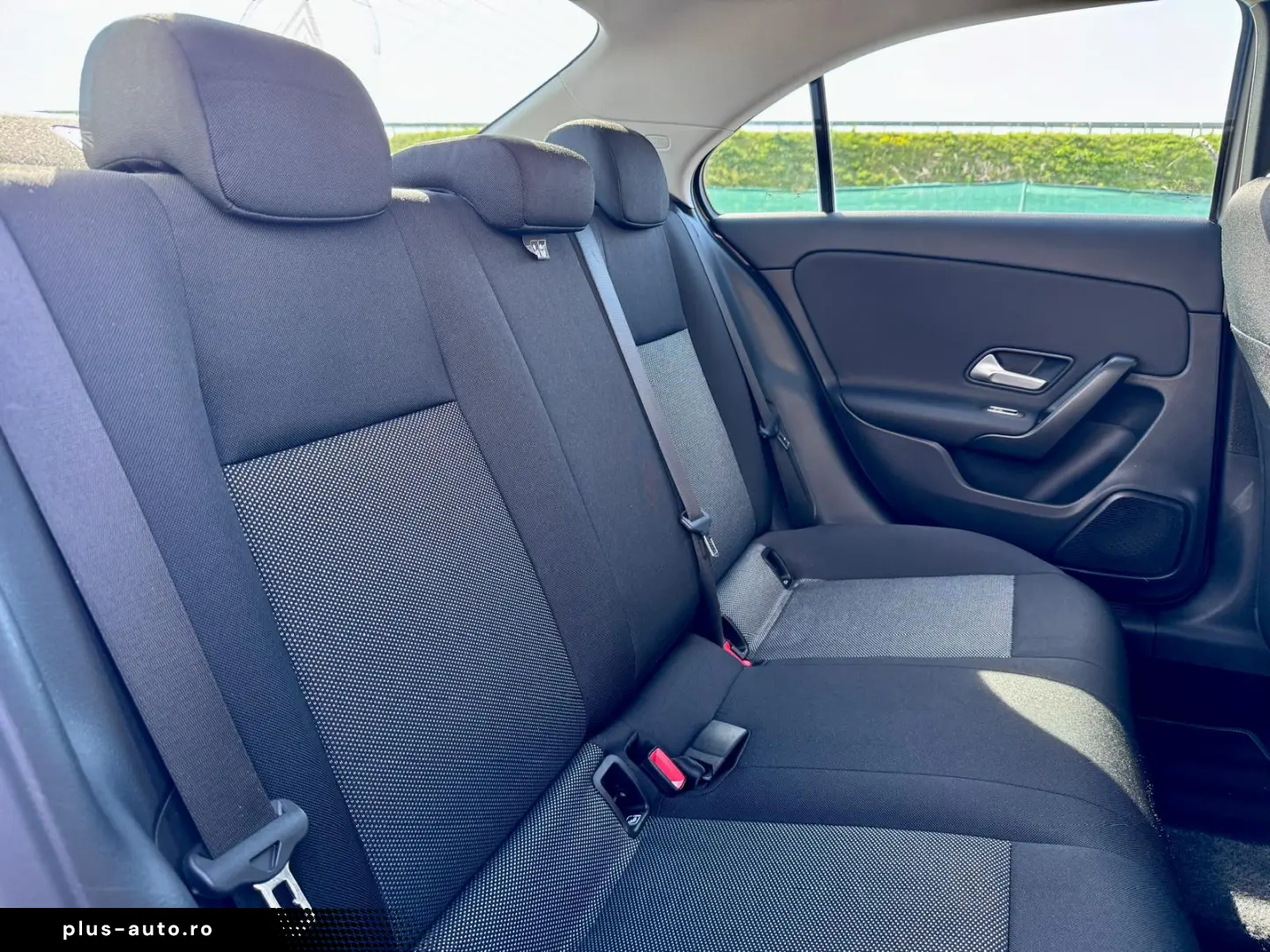 MERCEDES BENZ A180 LIM. AUT.