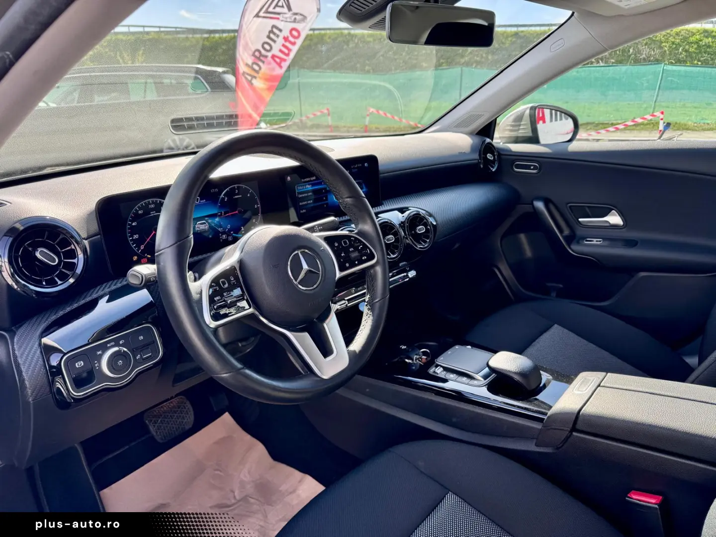 MERCEDES BENZ A180 LIM. AUT.