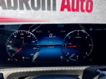 MERCEDES BENZ A180 LIM. AUT.