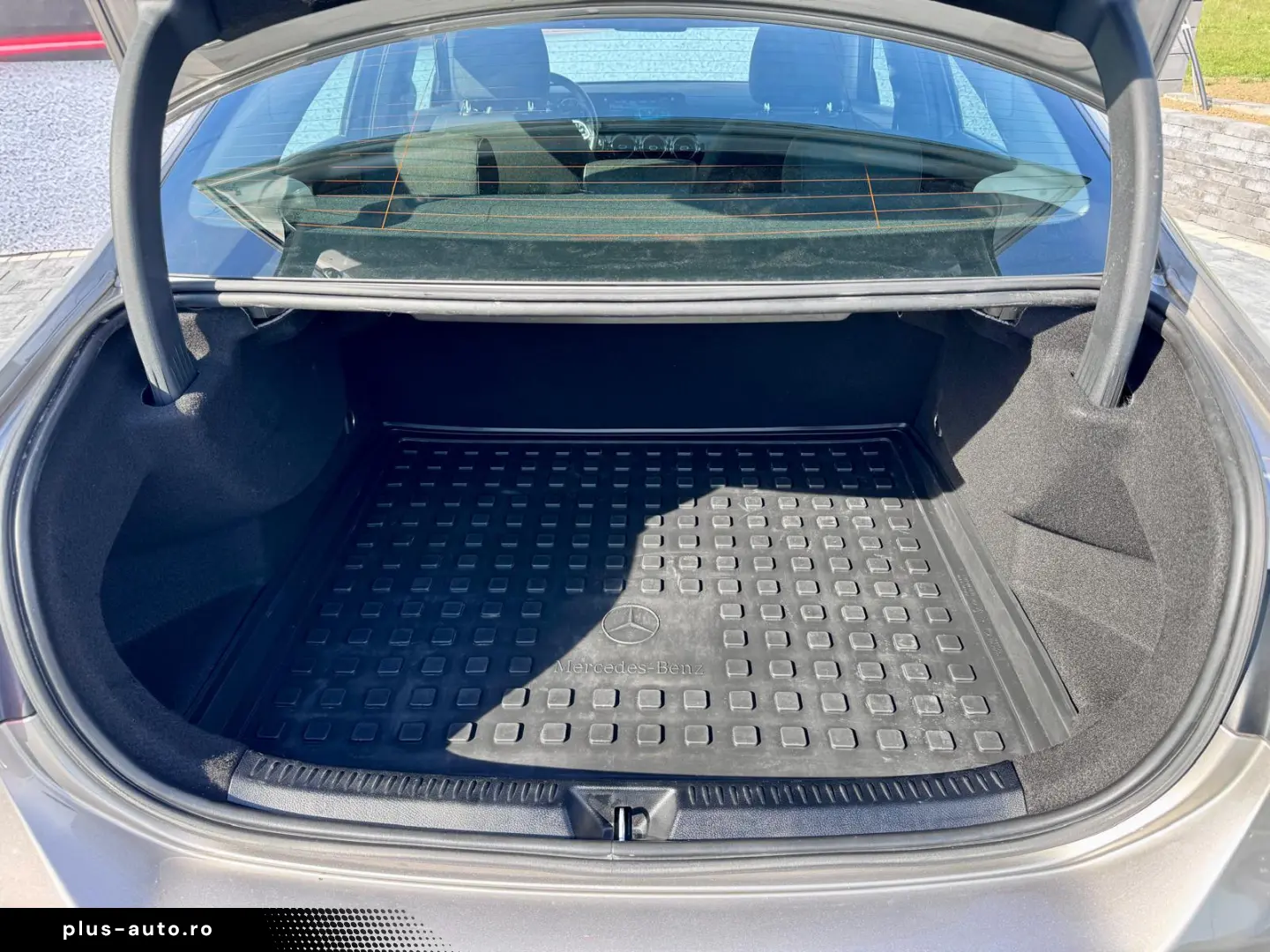 MERCEDES BENZ A180 LIM. AUT.