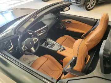 BMW Z4 M40i HUD LED P&DrivAss MemorStz St&Go Matt