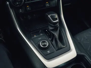 Toyota RAV4 2.5 Hybrid Dynamic HSD E-CVT