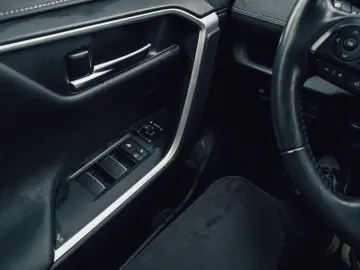 Toyota RAV4 2.5 Hybrid Dynamic HSD E-CVT