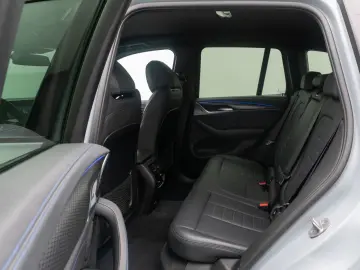 BMW X3 xD20d M Sport DAB HiFi AHK Komfort 20Zoll