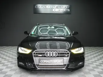 AUDI A4 S-LINE AT