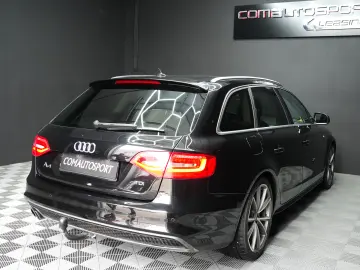 AUDI A4 S-LINE AT