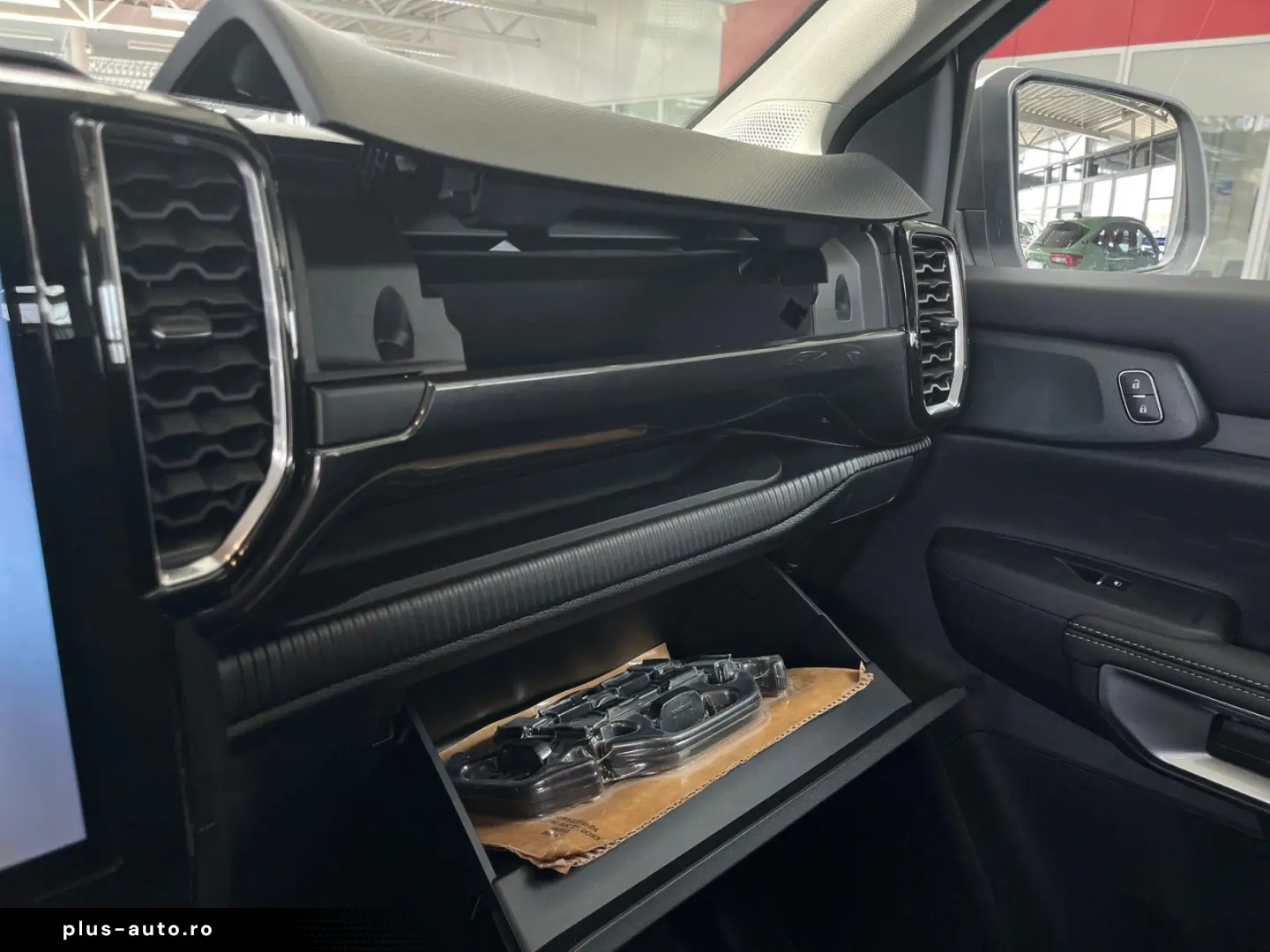 FORD Ranger Limited 2.0 Ecoblue 4x4 DoKa LED PDC