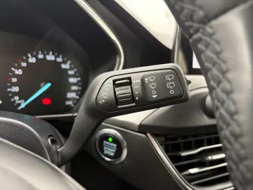 FORD FOCUS 1.5 TDCI 120 CP TITANIUM