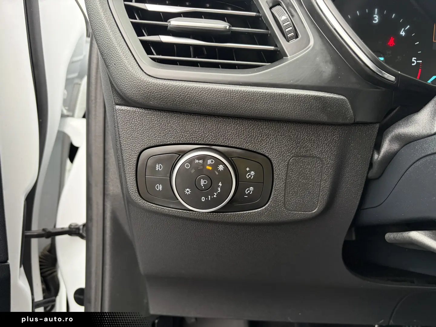 FORD FOCUS 1.5 TDCI 120 CP TITANIUM