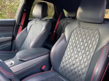 GENESIS GV70 Diesel 2.2 8AT AWD Sport 1. Hand