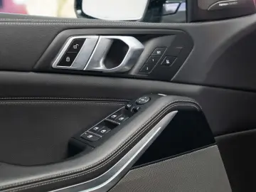 BMW X5 x-drive 45e   Plug-in Hibrid