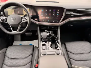 VW Touareg 3.0 TDI 4Motion Luft Matrix Leder AHK