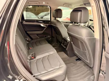 VW Touareg 3.0 TDI 4Motion Luft Matrix Leder AHK