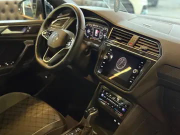 VW Tiguan Allspace R-Line 4Motion  7-SITZ HEAD-UP