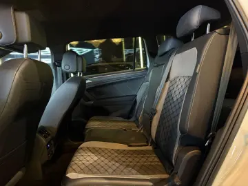 VW Tiguan Allspace R-Line 4Motion  7-SITZ HEAD-UP