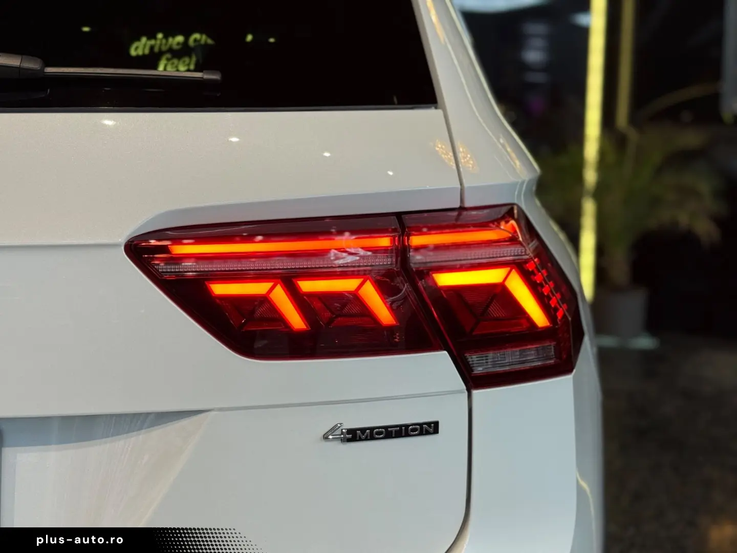 VW Tiguan Allspace R-Line 4Motion  7-SITZ HEAD-UP