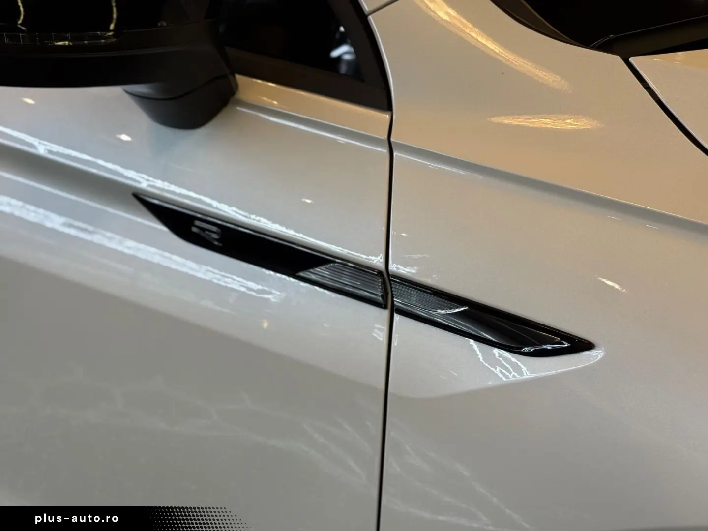 VW Tiguan Allspace R-Line 4Motion  7-SITZ HEAD-UP