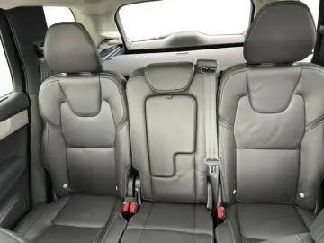 VOLVO XC90 T8 UltraDark B&W Massage Ventil 360 AirSusp TowH