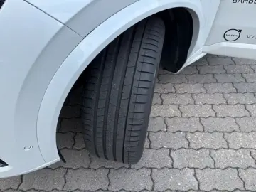 VOLVO XC90 T8 UltraDark B&W Massage Ventil 360 AirSusp TowH