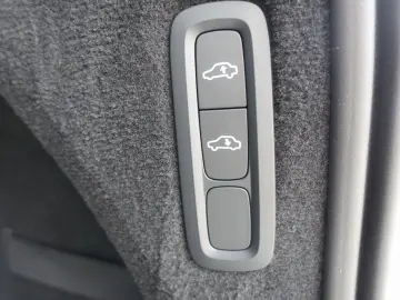 VOLVO XC90 Ultra T8 AWD 360  B&W Massage Ventil AirSusp