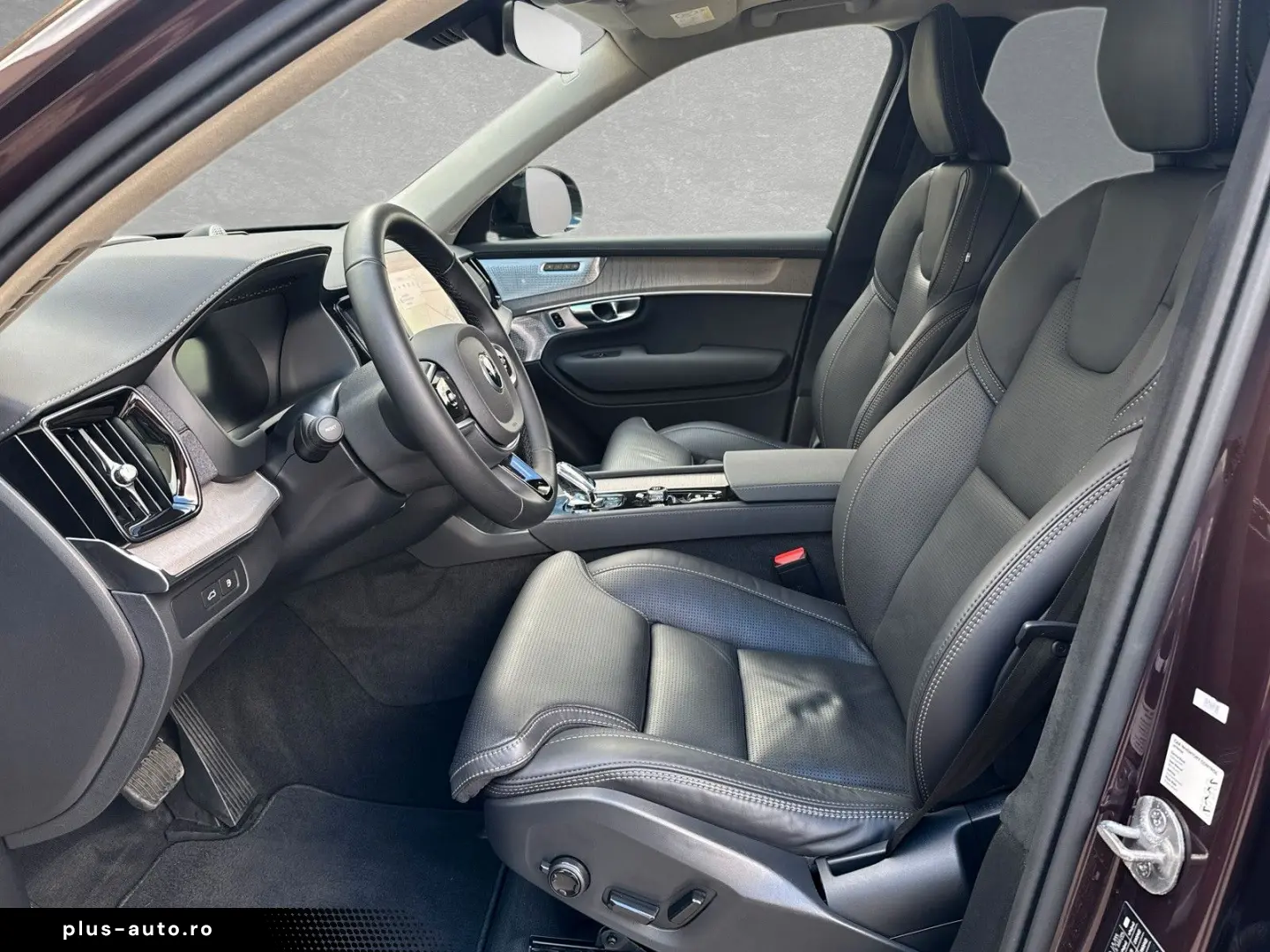 VOLVO XC90 T8 Ultra Dark Massage Ventil AirSusp B&W TowH