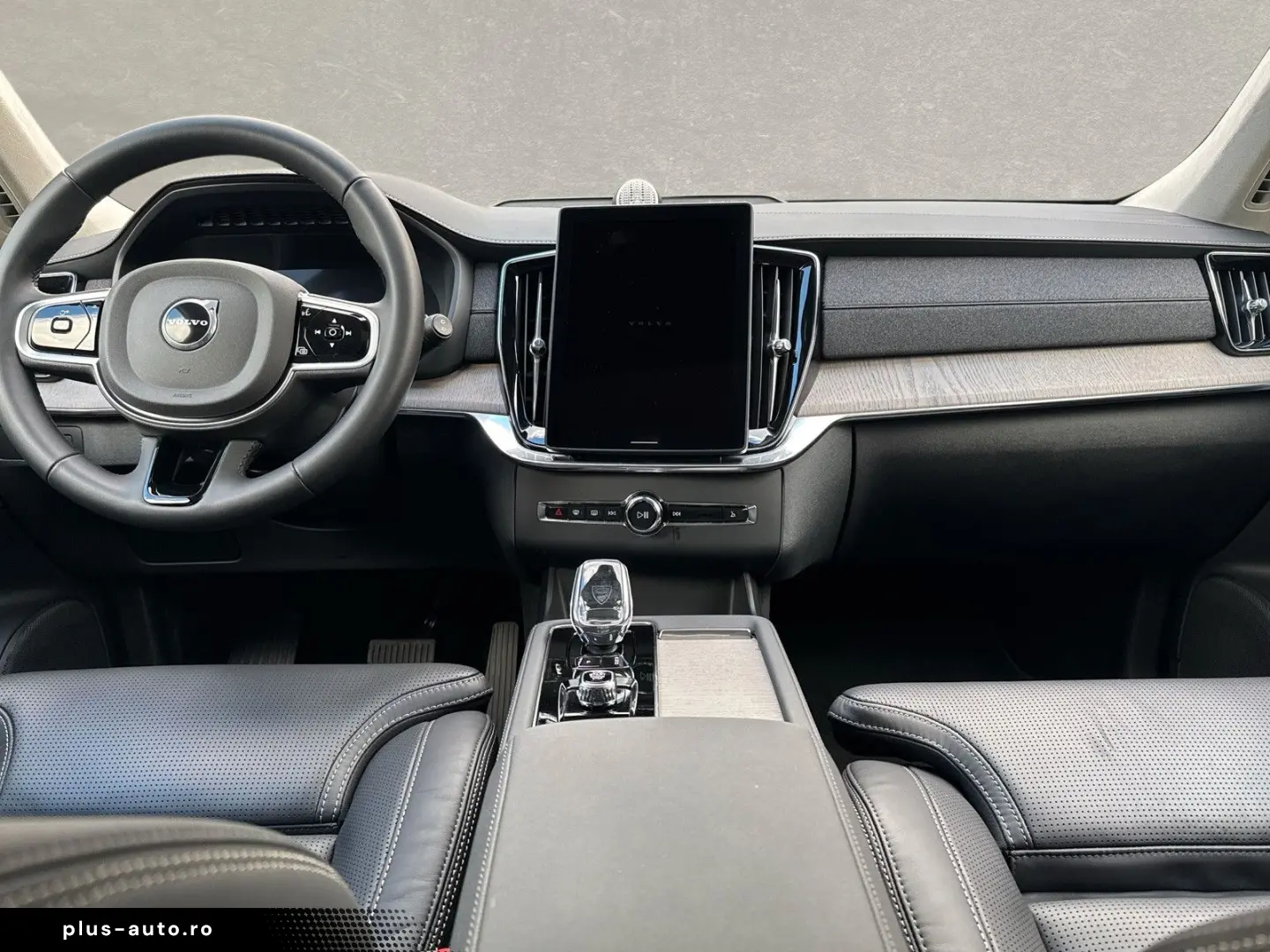 VOLVO XC90 T8 Ultra Dark Massage Ventil AirSusp B&W TowH