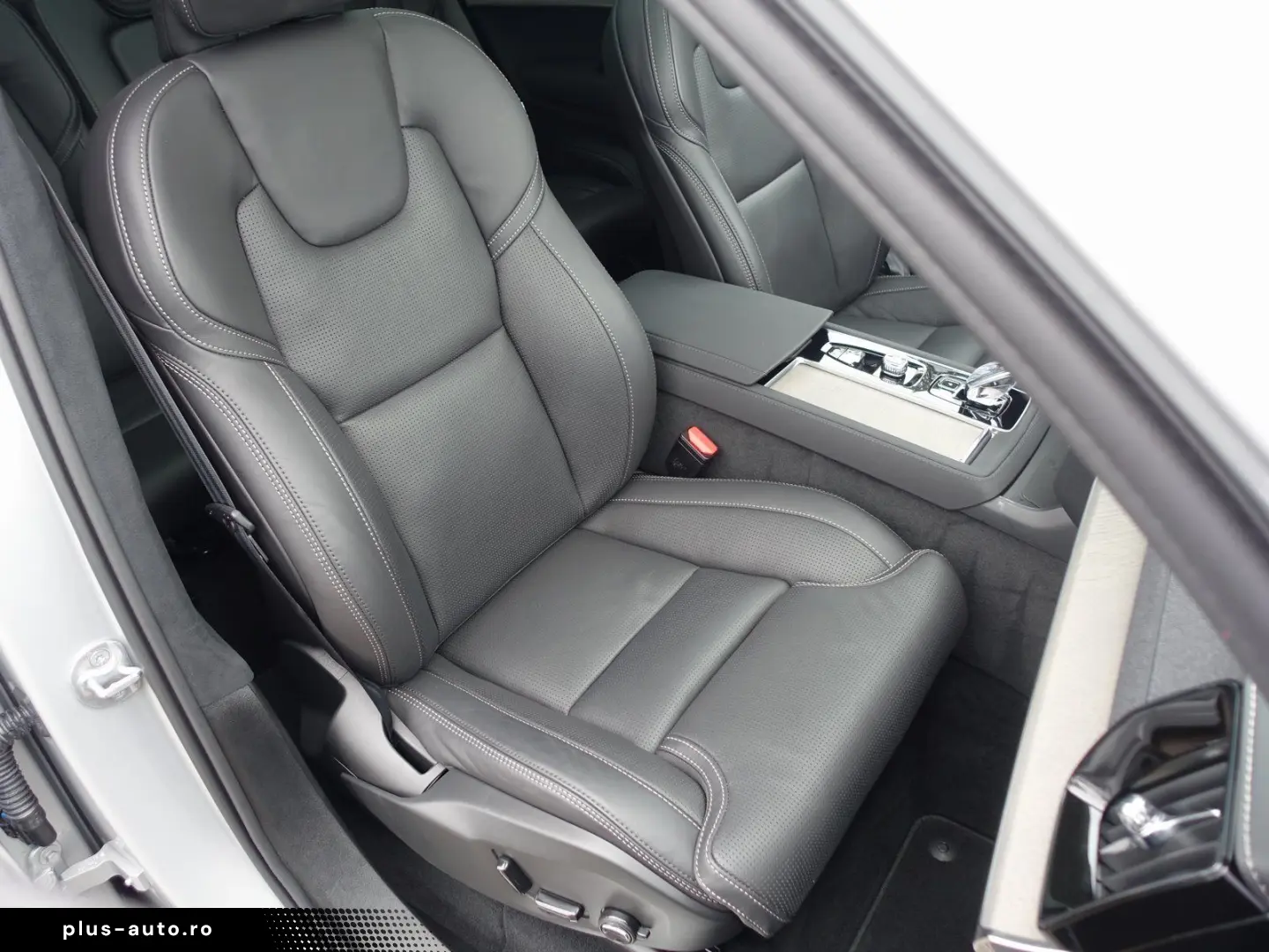 VOLVO XC90 Ultra T8 AWD B&W FourC Pano Head-UP 360