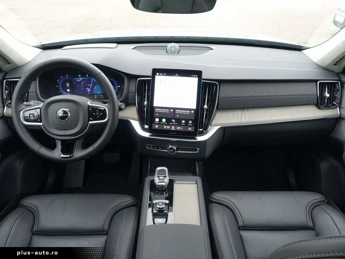 VOLVO XC90 Ultra T8 AWD B&W FourC Pano Head-UP 360