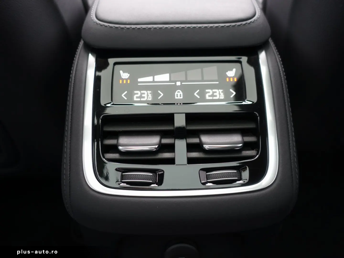 VOLVO XC90 Ultra T8 AWD B&W FourC Pano Head-UP 360