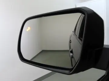 FORD Ranger 3.0 Aut e-4WD Wildtrak AHK SHZ B&O ACC