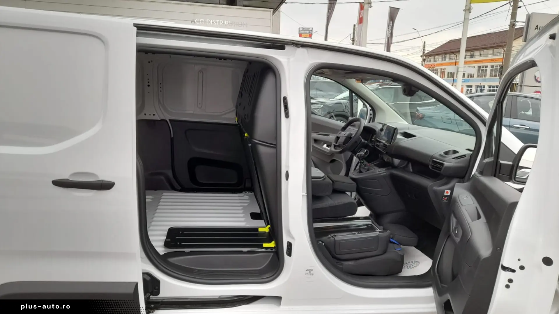 Fiat Doblo Cargo VAN L1 1.2 Petrol 110 CP