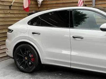 PORSCHE Cayenne S Coupe Pano 1.HD Sport Digital LED
