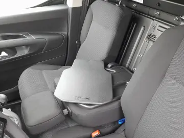 FIAT Doblo Cargo 1.5 100CP MMA 2400 kg - 2 europaleti