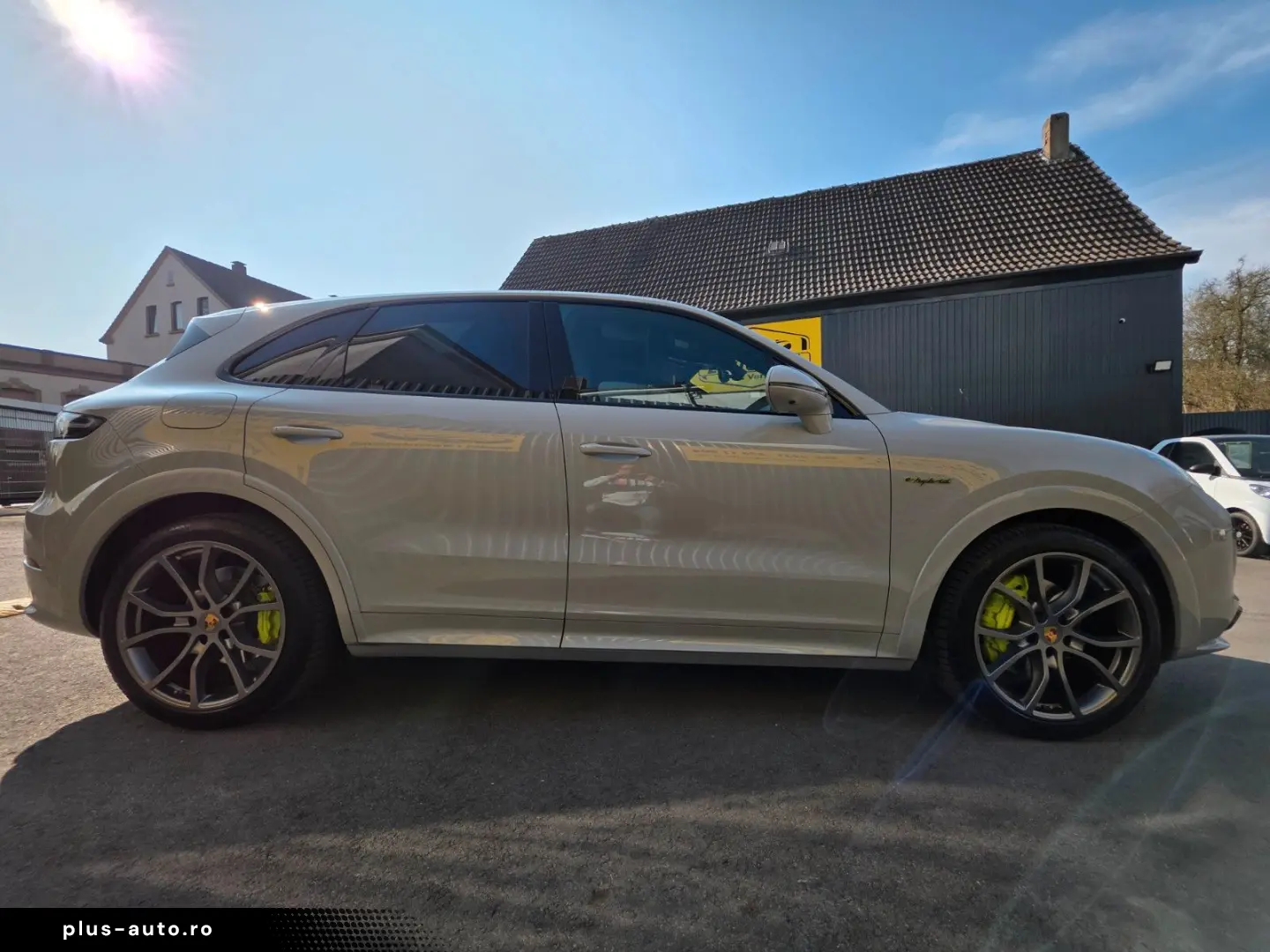 PORSCHE CAYENNE E-HYBRID PANO LUFT SPORT CHRONO BT