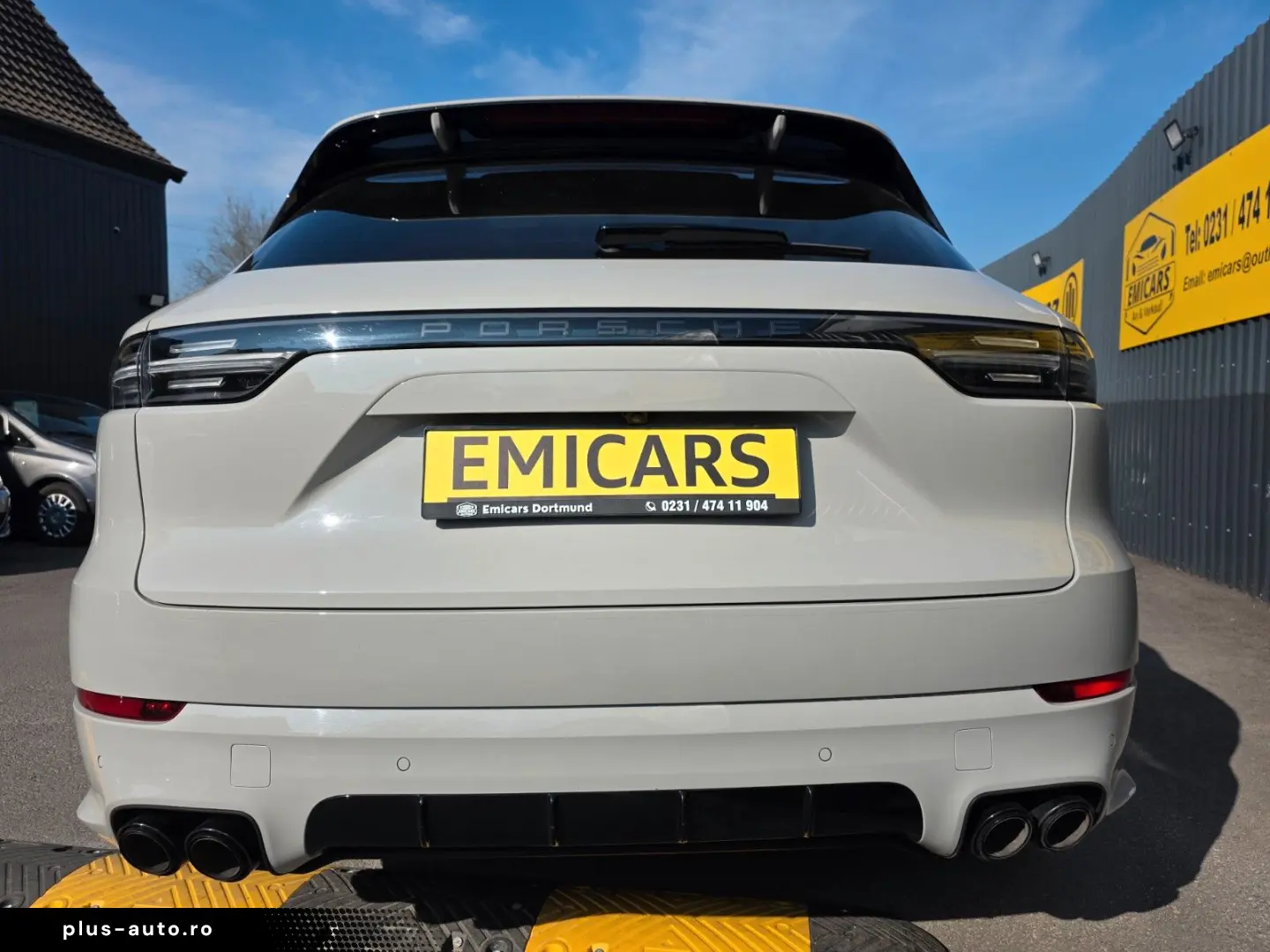 PORSCHE CAYENNE E-HYBRID PANO LUFT SPORT CHRONO BT