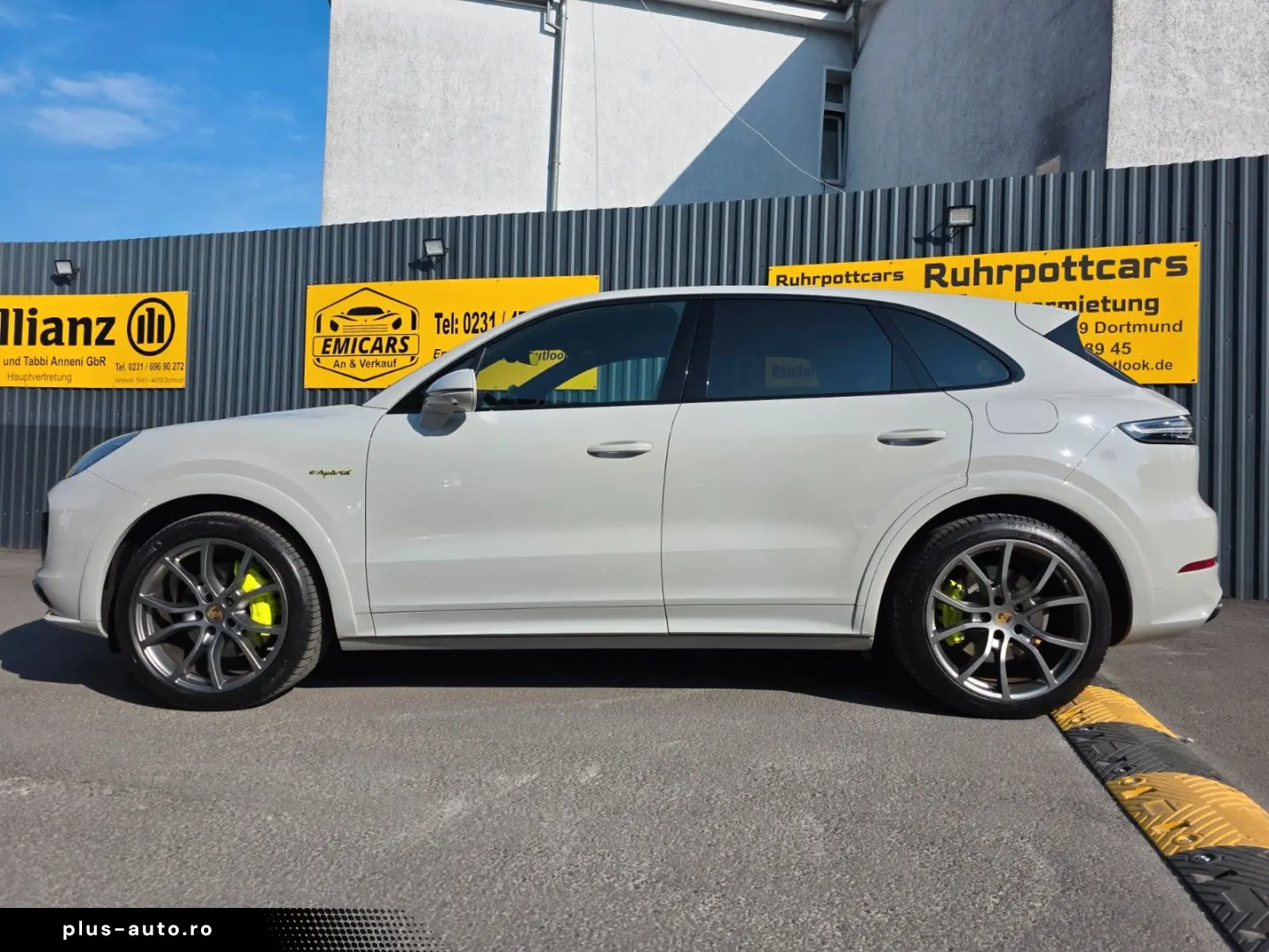 PORSCHE CAYENNE E-HYBRID PANO LUFT SPORT CHRONO BT