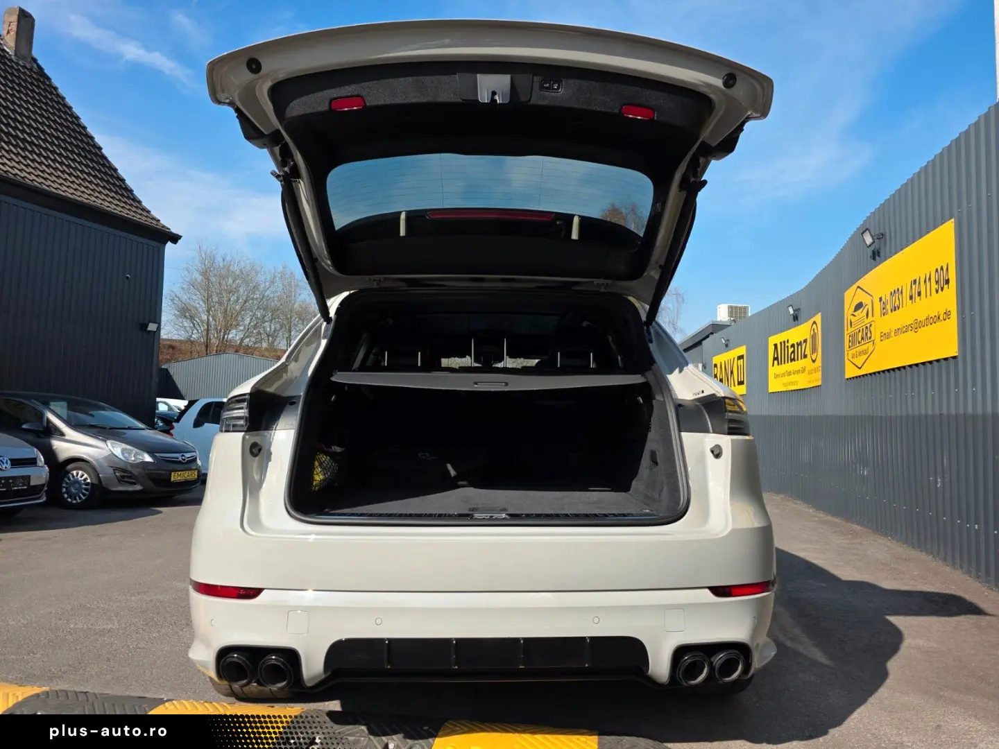 PORSCHE CAYENNE E-HYBRID PANO LUFT SPORT CHRONO BT