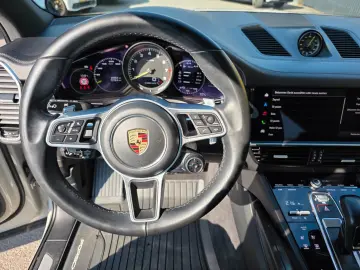 PORSCHE CAYENNE E-HYBRID PANO LUFT SPORT CHRONO BT