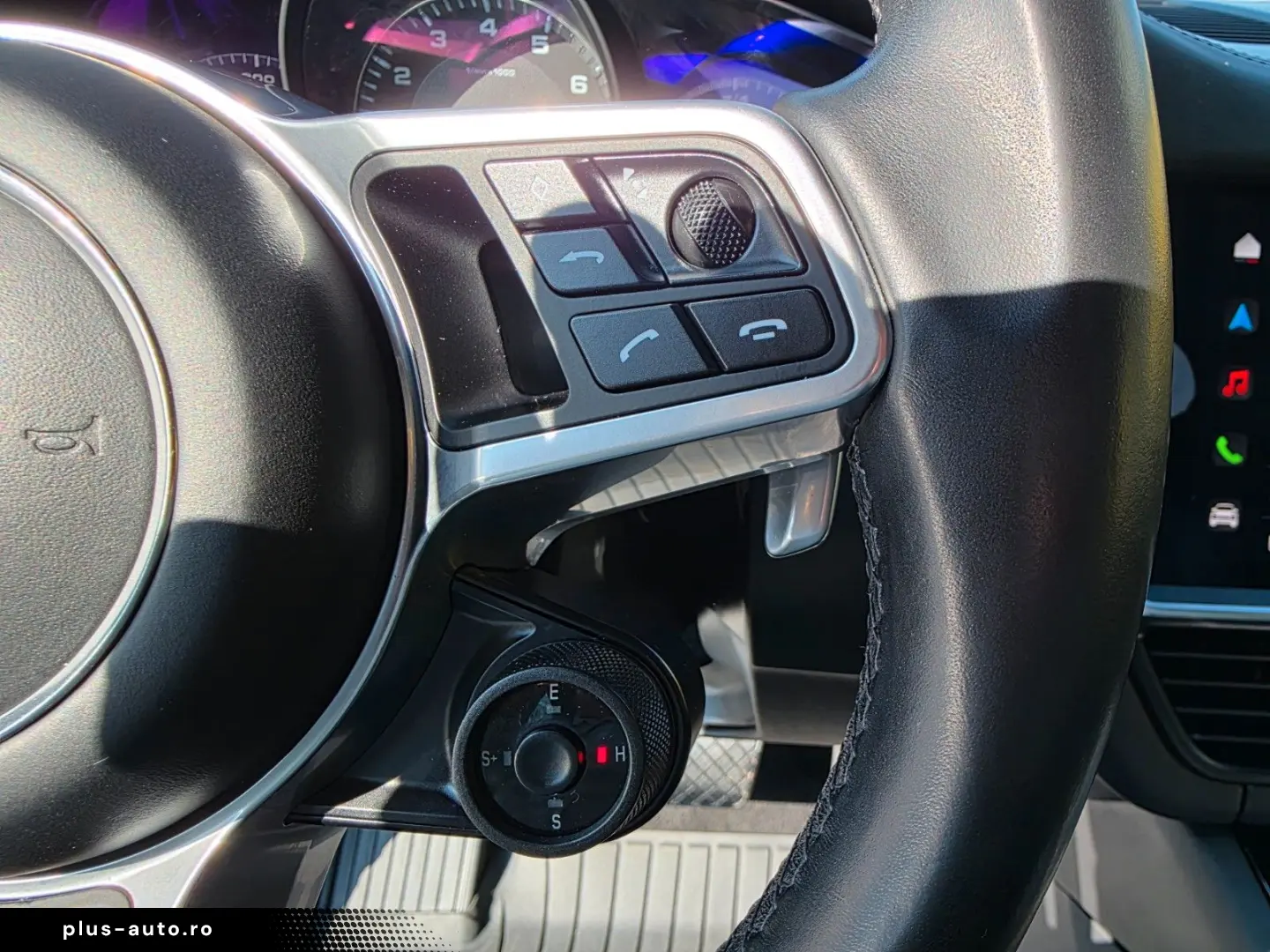 PORSCHE CAYENNE E-HYBRID PANO LUFT SPORT CHRONO BT