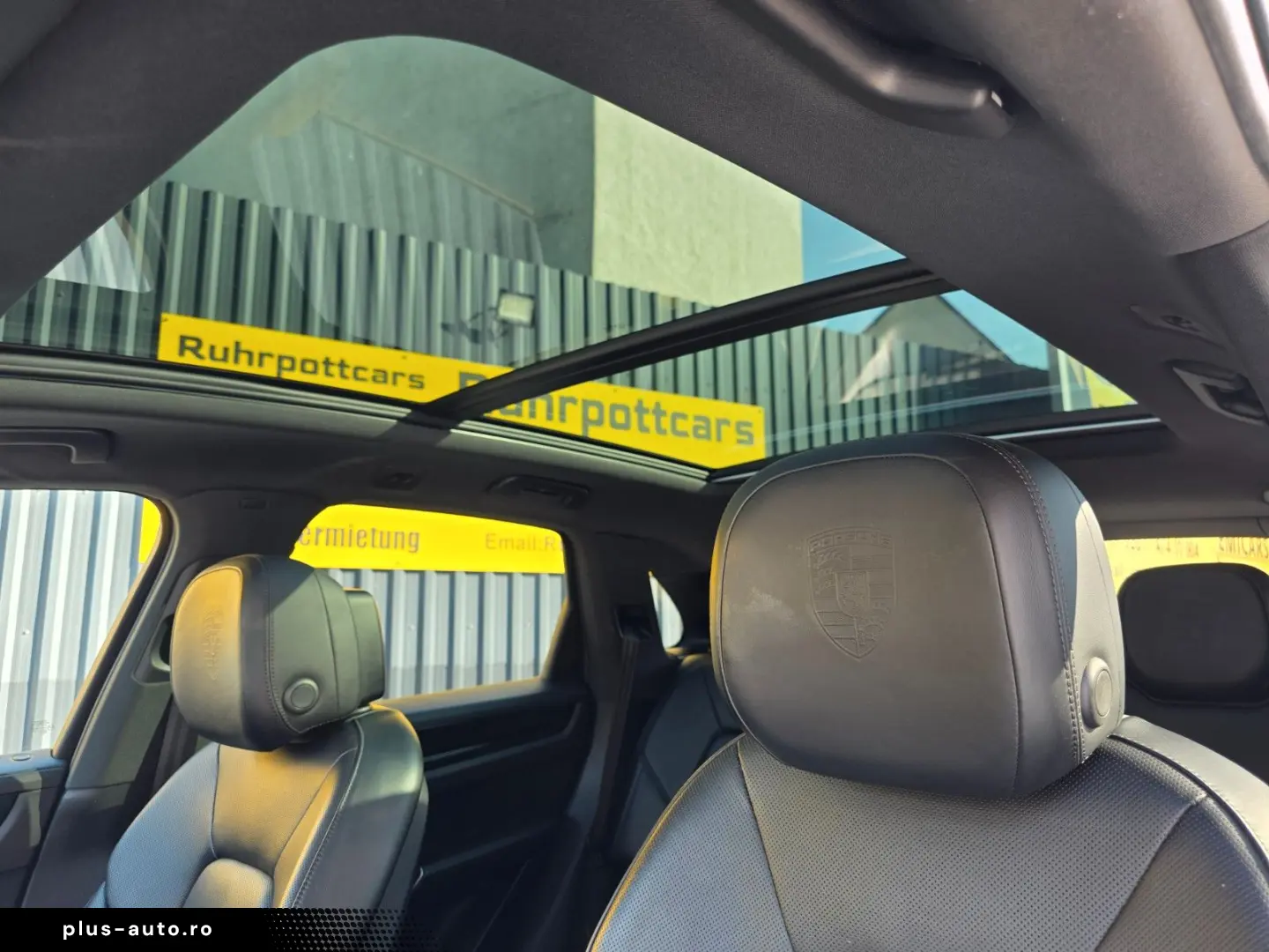 PORSCHE CAYENNE E-HYBRID PANO LUFT SPORT CHRONO BT