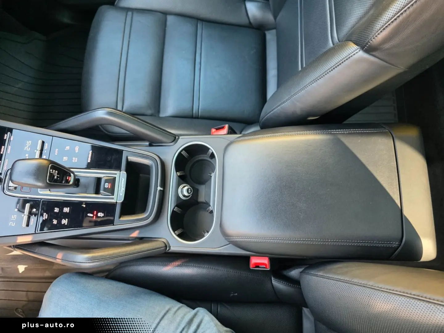 PORSCHE CAYENNE E-HYBRID PANO LUFT SPORT CHRONO BT