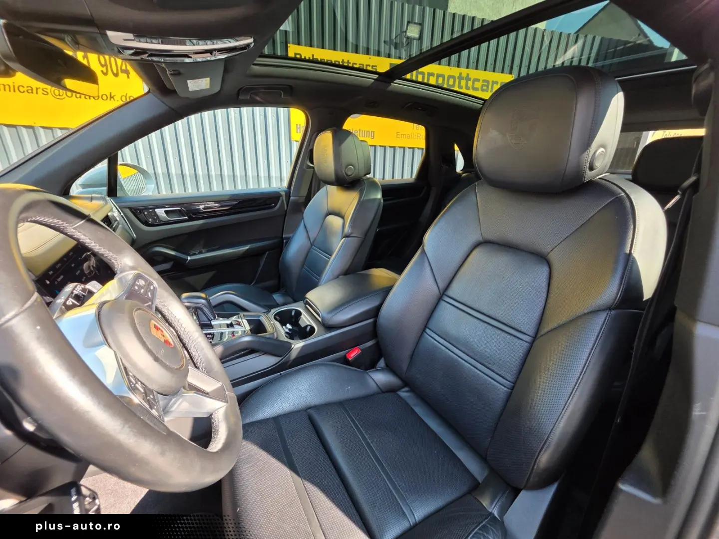 PORSCHE CAYENNE E-HYBRID PANO LUFT SPORT CHRONO BT