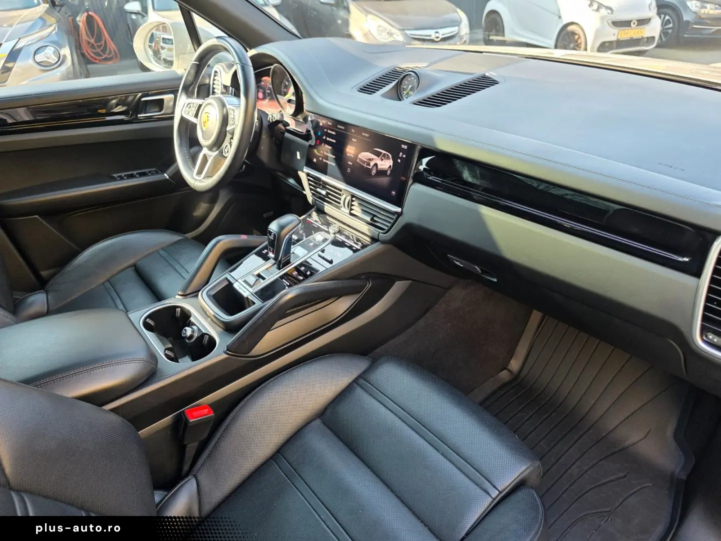 PORSCHE CAYENNE E-HYBRID PANO LUFT SPORT CHRONO BT