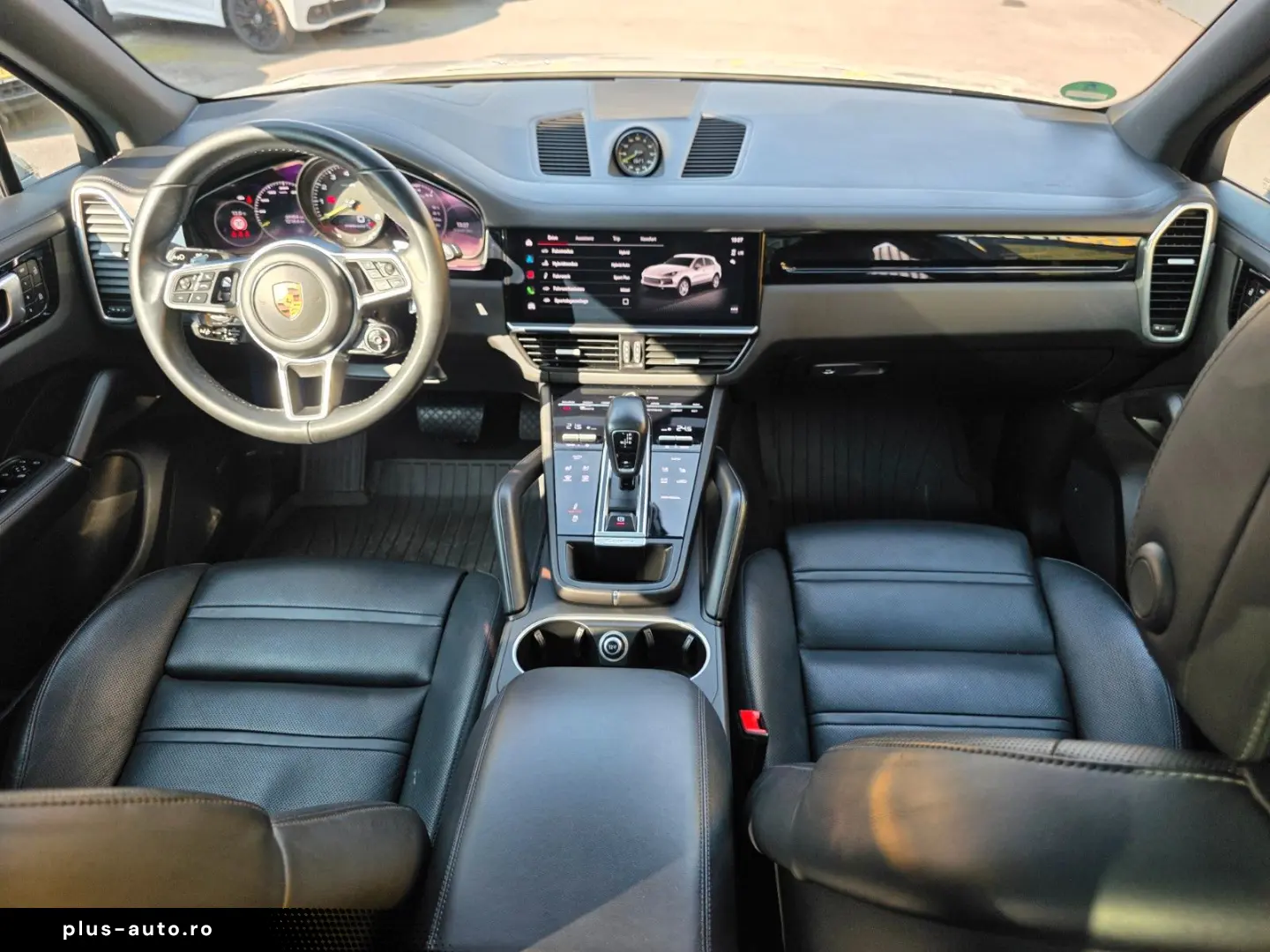 PORSCHE CAYENNE E-HYBRID PANO LUFT SPORT CHRONO BT