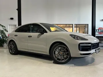 PORSCHE Cayenne Coupe Turbo  Soft-Close PDCC Pano 21
