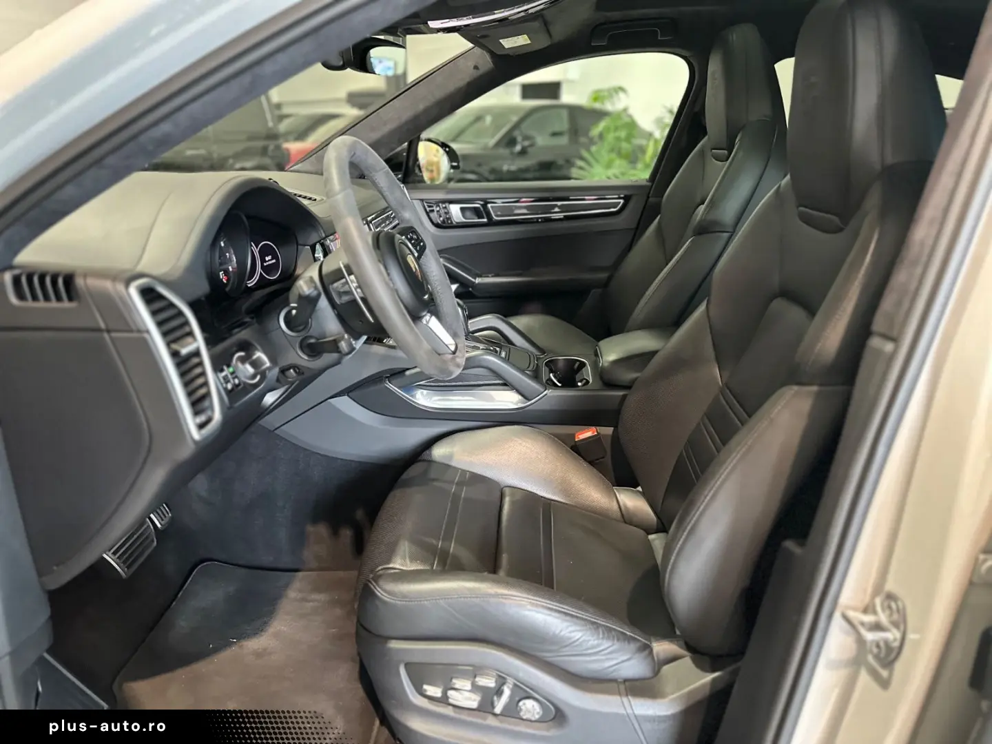 PORSCHE Cayenne Coupe Turbo  Soft-Close PDCC Pano 21