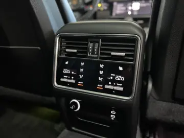 PORSCHE Cayenne Coupe Turbo  Soft-Close PDCC Pano 21