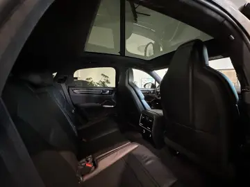 PORSCHE Cayenne Coupe Turbo  Soft-Close PDCC Pano 21